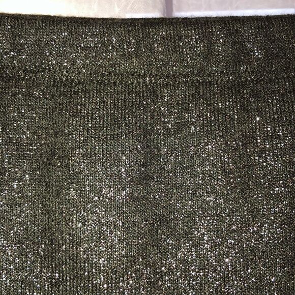 june & hudson L Dillard’s Camouflage Green Metallic Knit Pencil Skirt - Picture 3 of 10
